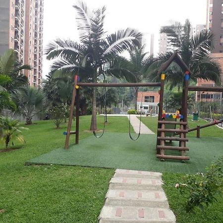 メデジンHermoso Y Acogedor Apartamento En Belen Rodeo Altoアパートメント エクステリア 写真